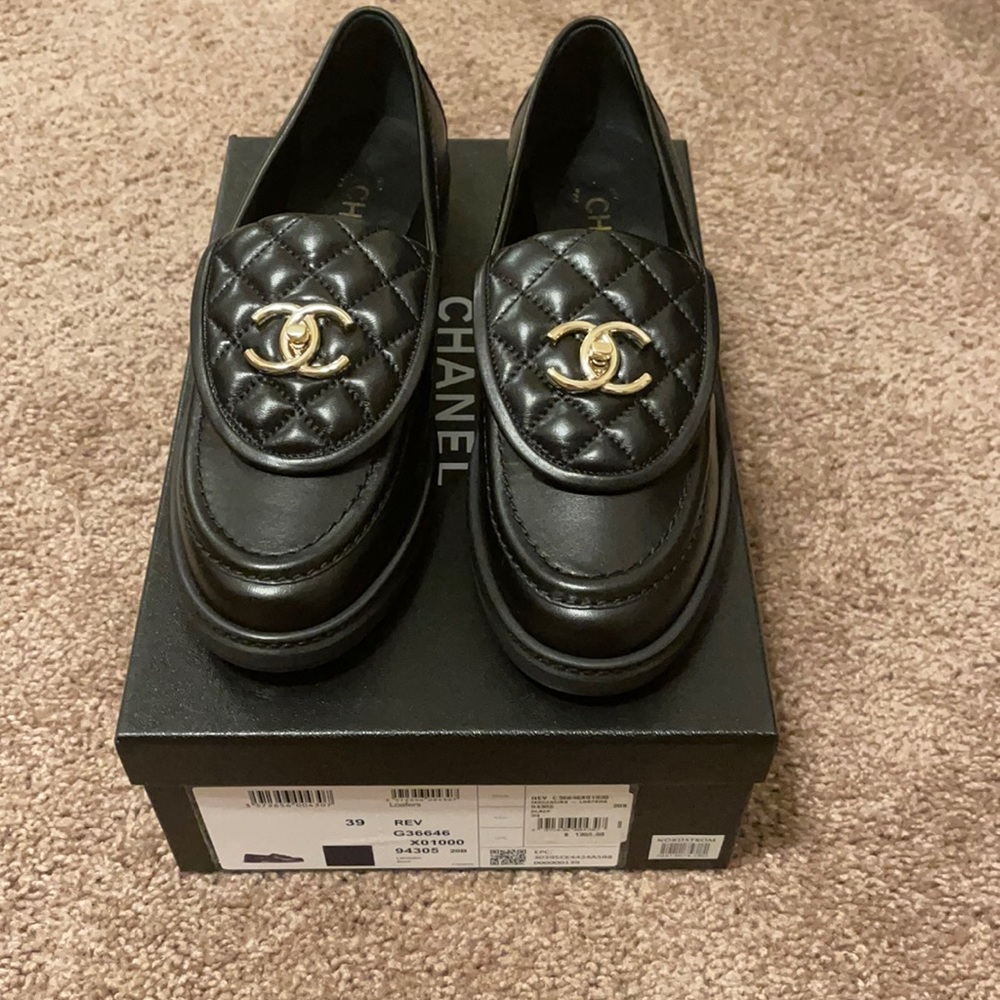 Brand new in box Chanel Mocassins 39.5